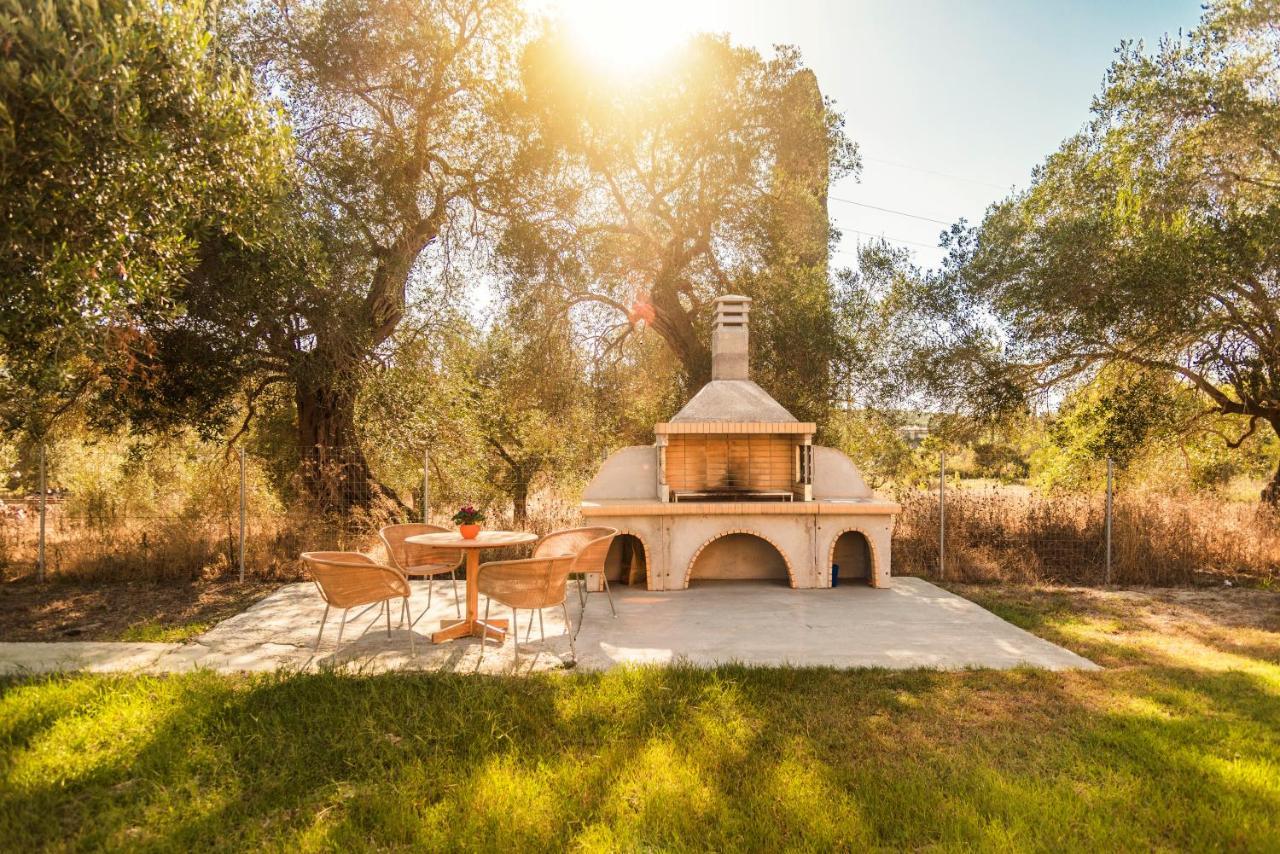 Villa Giannis Vitaládes 외부 사진
